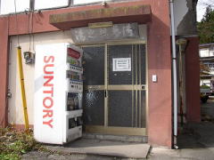 䖲zV