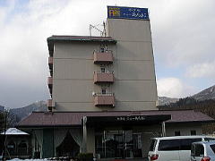 j[炨
